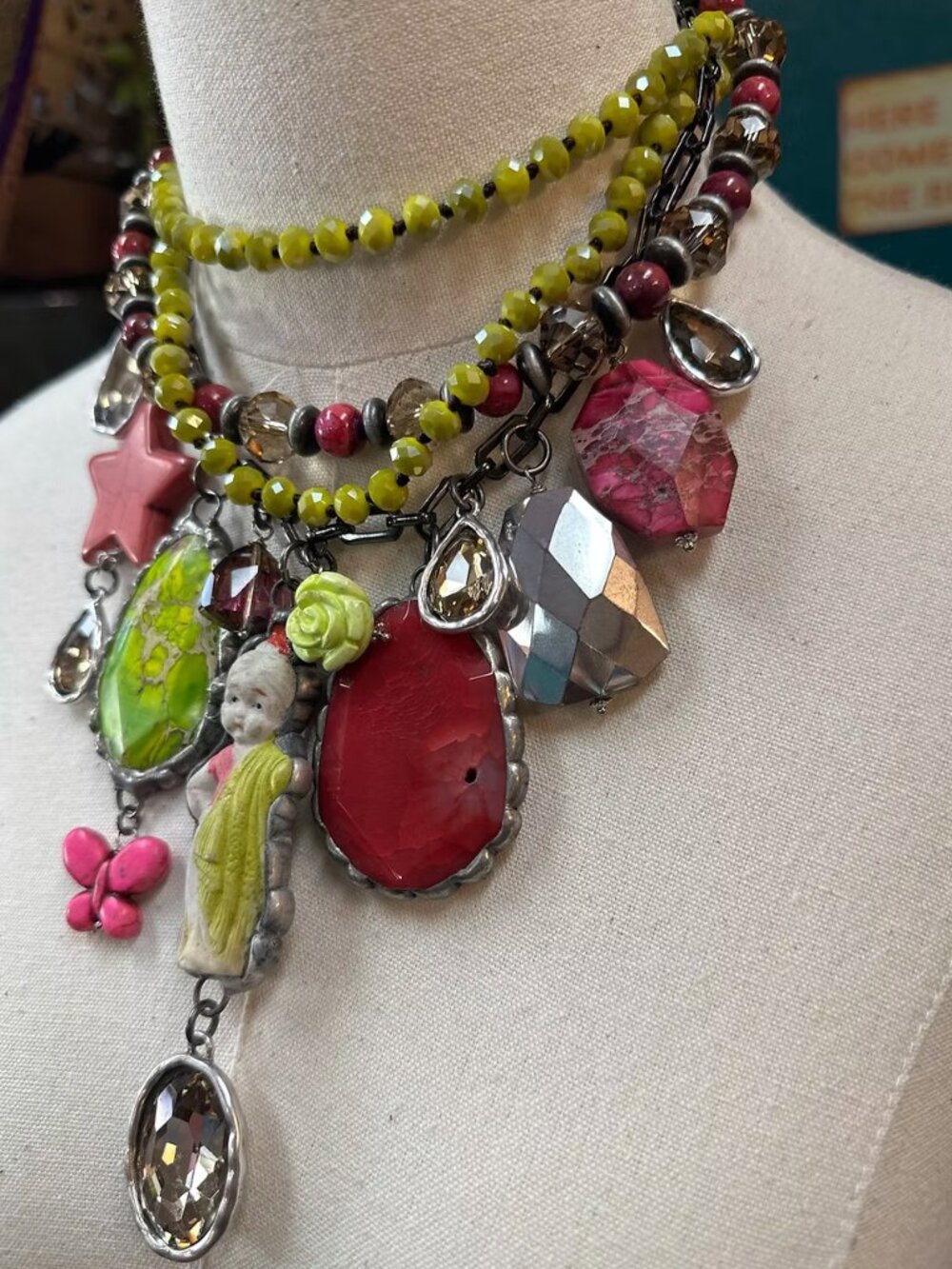 Art by Amy Labbe - Sabrina Carpenter Necklace - Picture 3 of 4